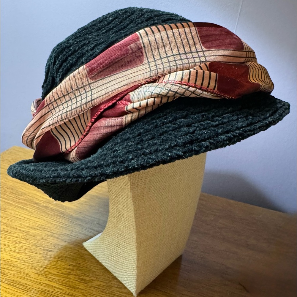 Ann Taylor Black Bucket Hat with Rosette Detail - Picture 15 of 15